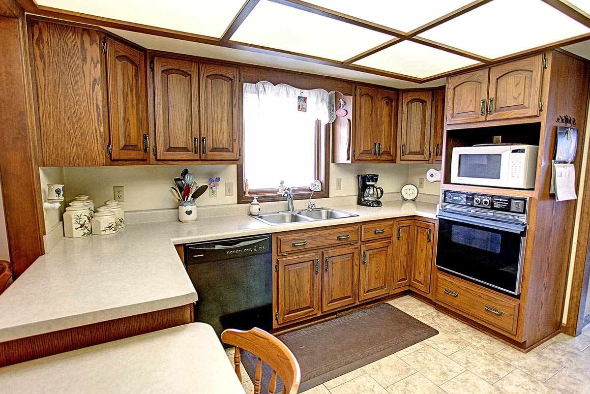 3920 Franke Road New Haven, IN 46774 - Photo 6 of 36 Gallery Image 6