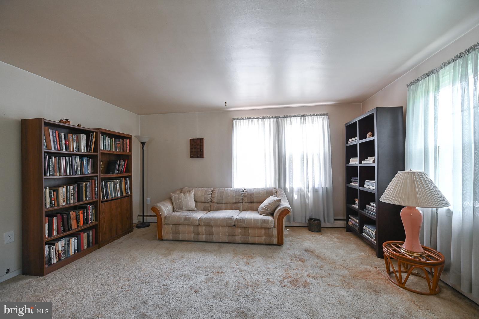 22 Norwyn Road Hatboro, PA 19040 - Photo 12 of 40