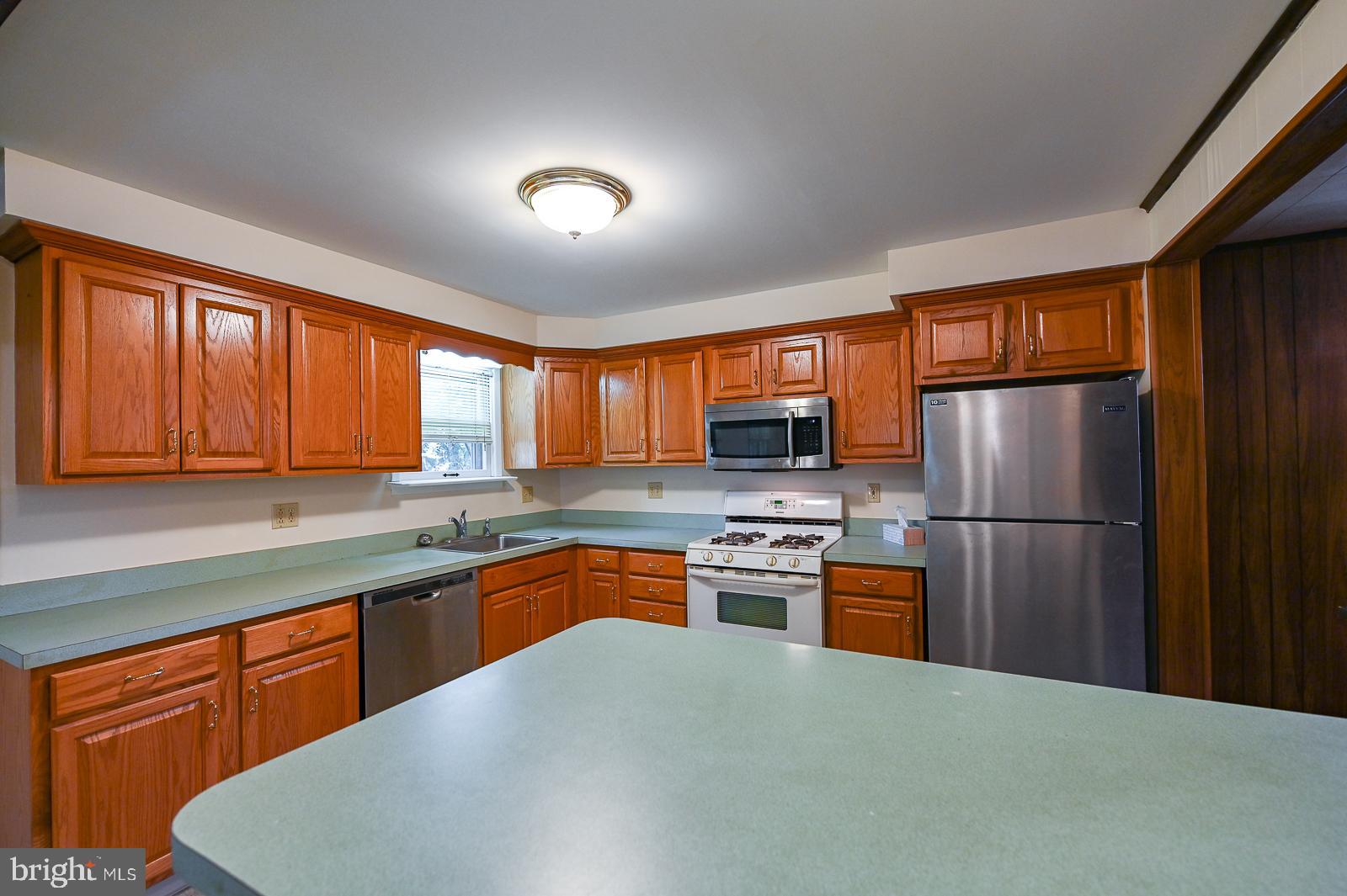22 Norwyn Road Hatboro, PA 19040 - Photo 23 of 40