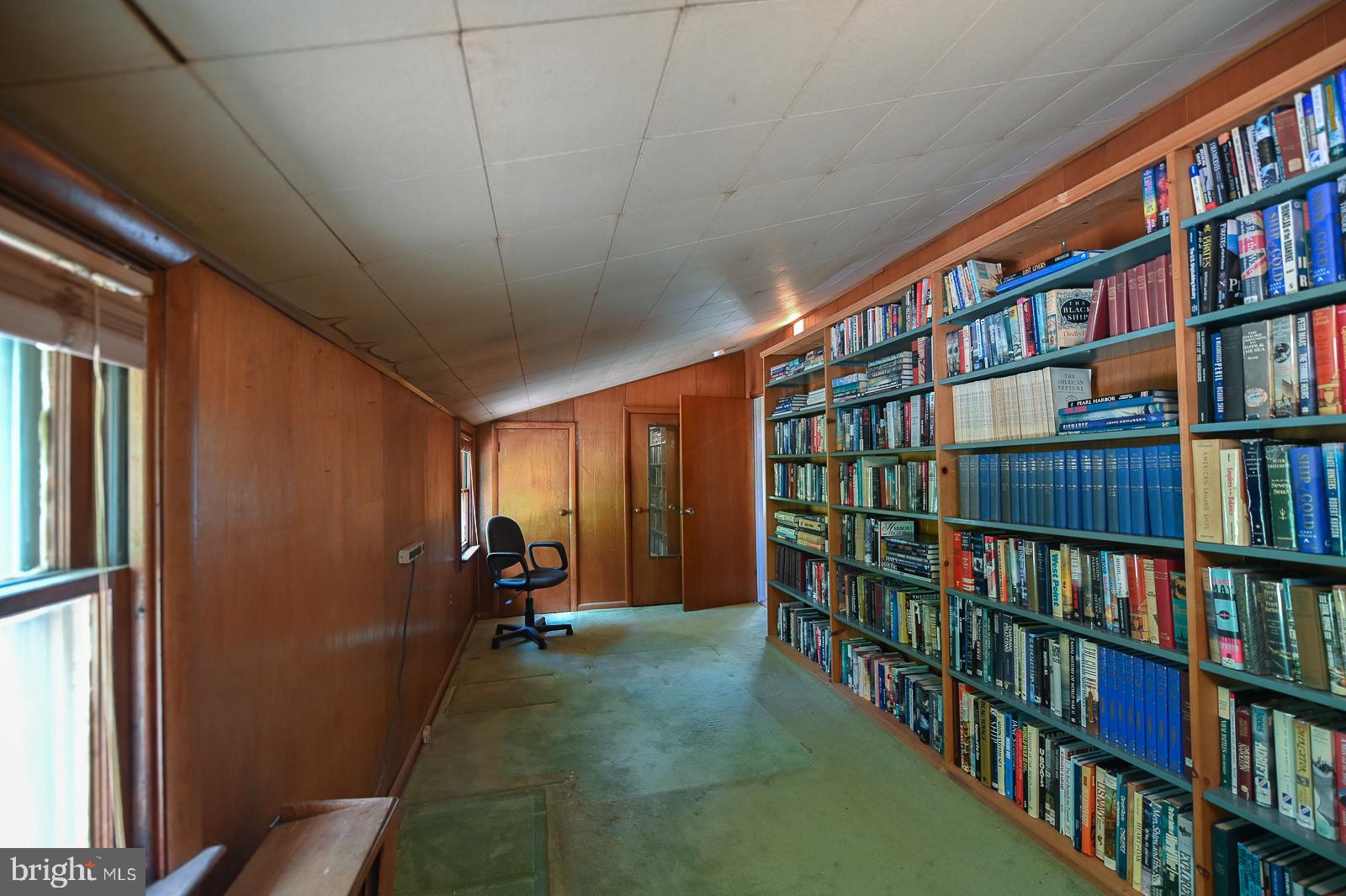22 Norwyn Road Hatboro, PA 19040 - Photo 36 of 40 Office or Library