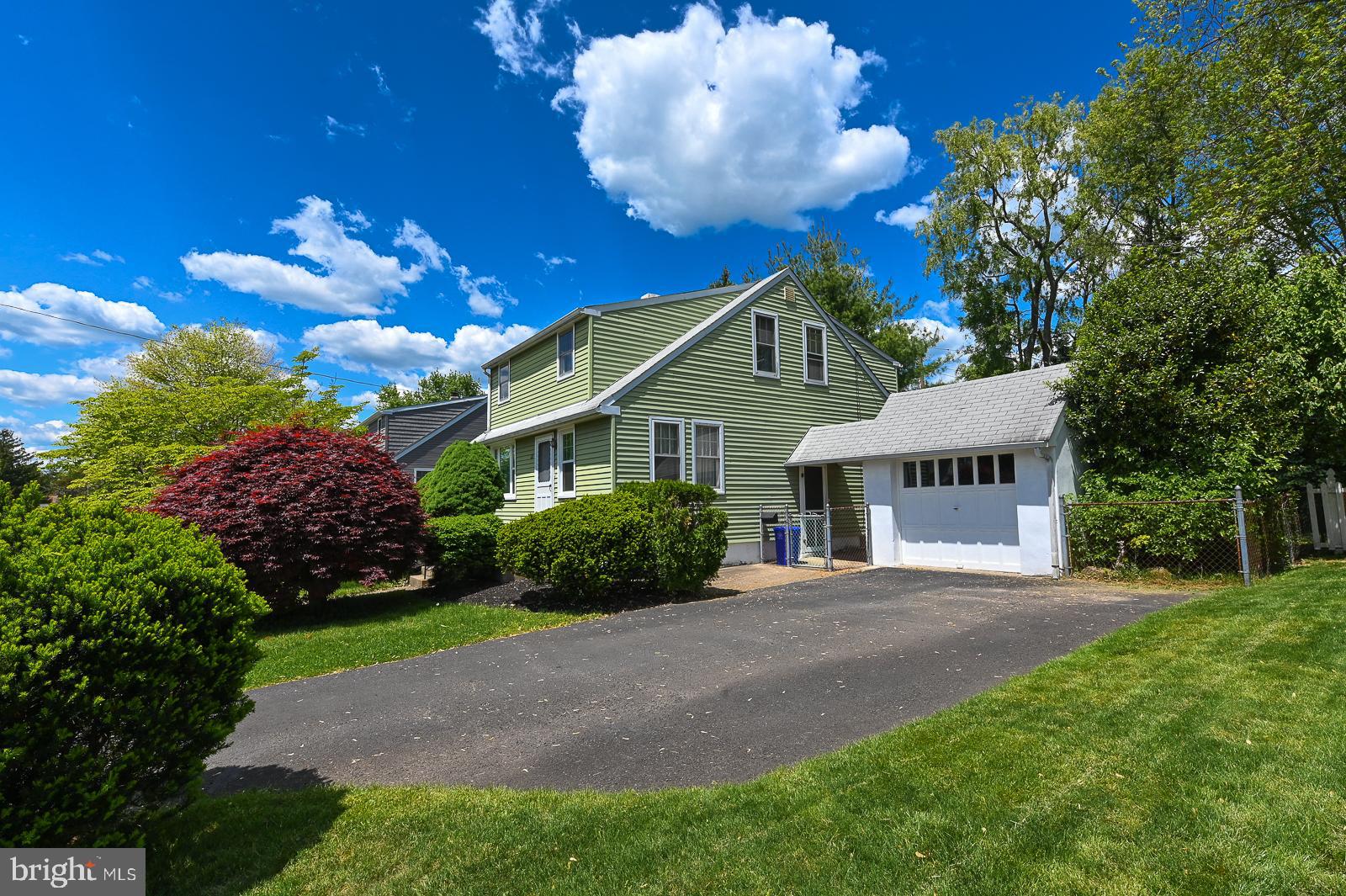 22 Norwyn Road Hatboro, PA 19040 - Photo 7 of 40