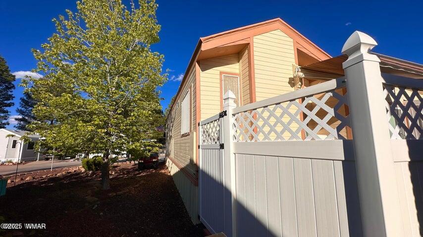 270 North Clark Road, Unit 116 Show Low, AZ 85901 - Photo 23 of 28 23