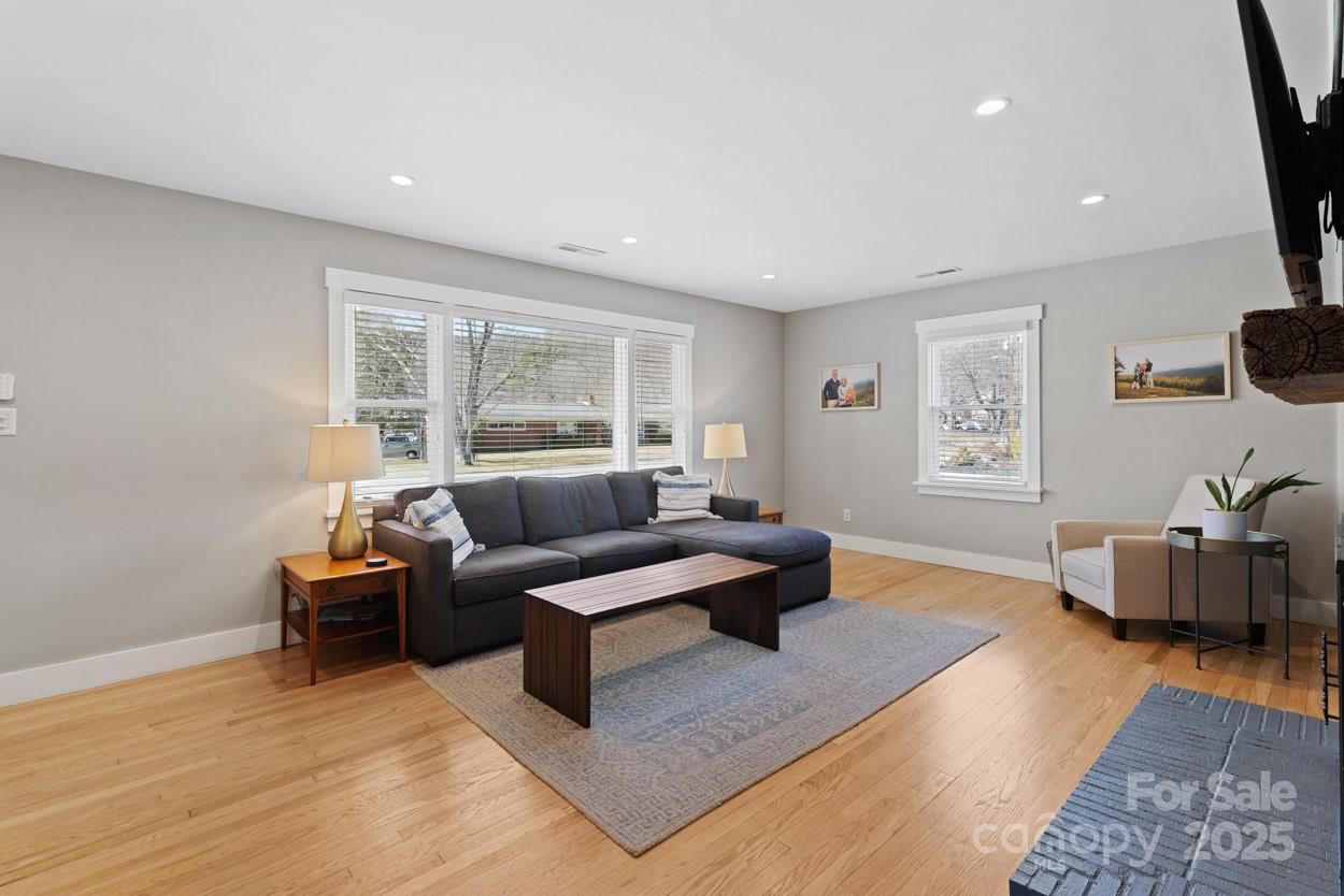 29 Willowbrook Road, Unit 11 Asheville, NC 28805 - Photo 12 of 46 a living room with furniture and a window