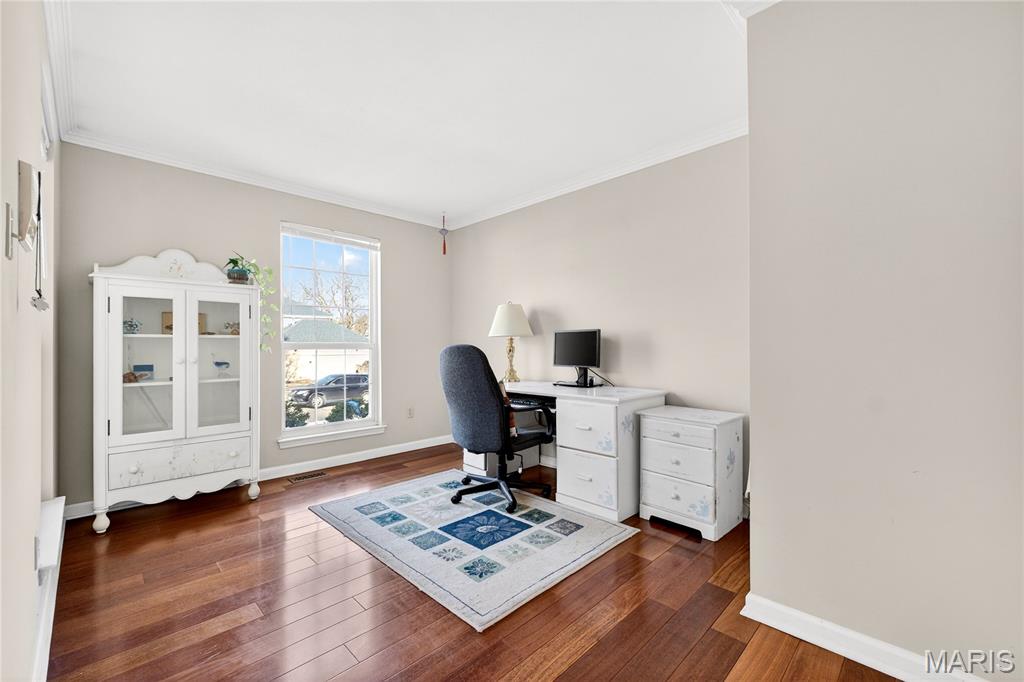 412 Stryker Court Ballwin, MO 63021 - Photo 11 of 33