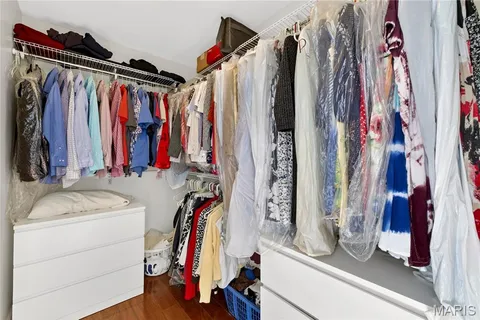 $495,000 | 412 Stryker Court, Ballwin, MO 63021