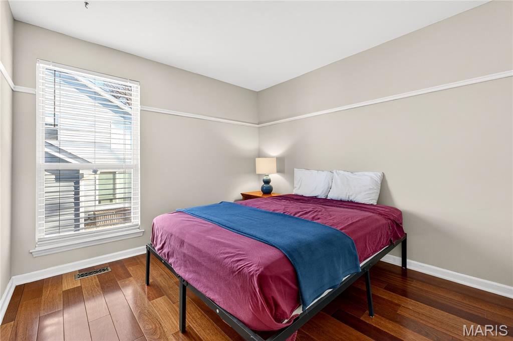 412 Stryker Court Ballwin, MO 63021 - Photo 18 of 33