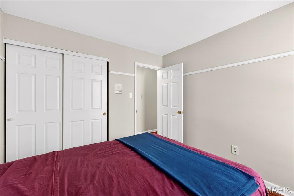 412 Stryker Court Ballwin, MO 63021 - Photo 19 of 33