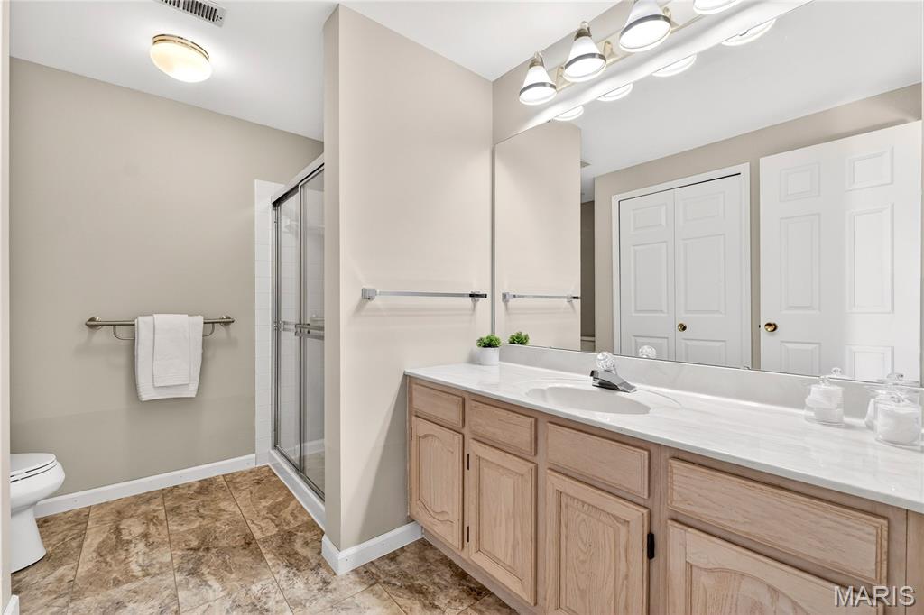 412 Stryker Court Ballwin, MO 63021 - Photo 23 of 33