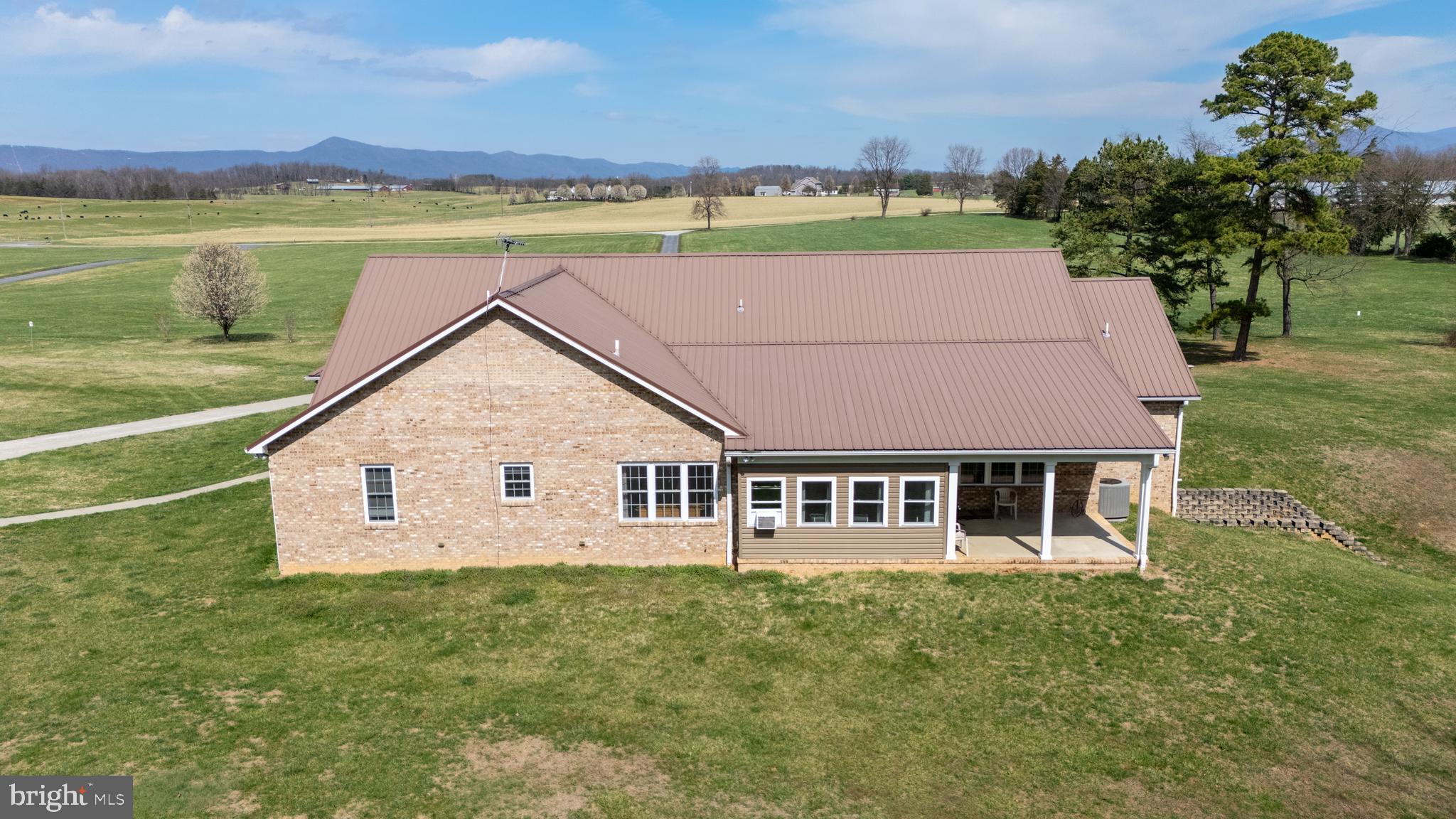 2143 Mill Creek Road Luray, VA 22835 - Photo 61 of 72 Gallery Image 61