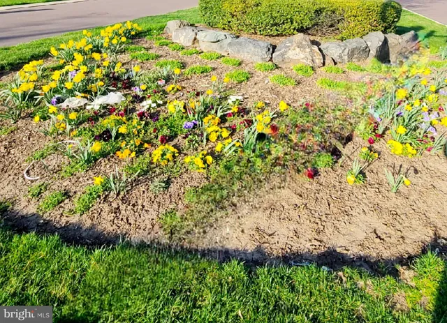 $2,100 | 404 Hopkins Court, North Wales, PA 19454