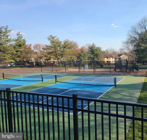 $2,100 | 404 Hopkins Court, North Wales, PA 19454