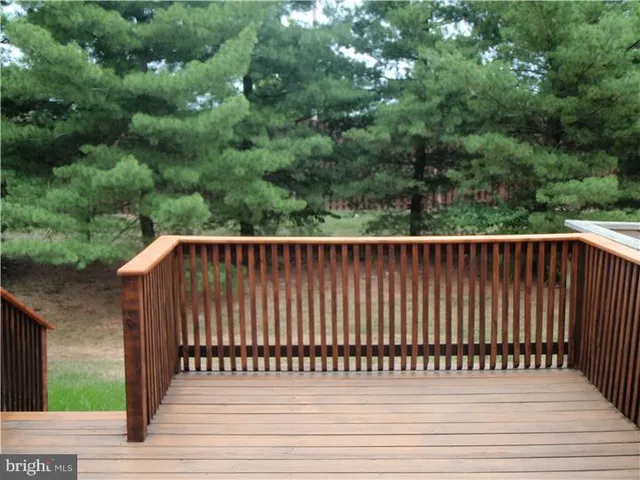 $2,100 | 404 Hopkins Court, North Wales, PA 19454