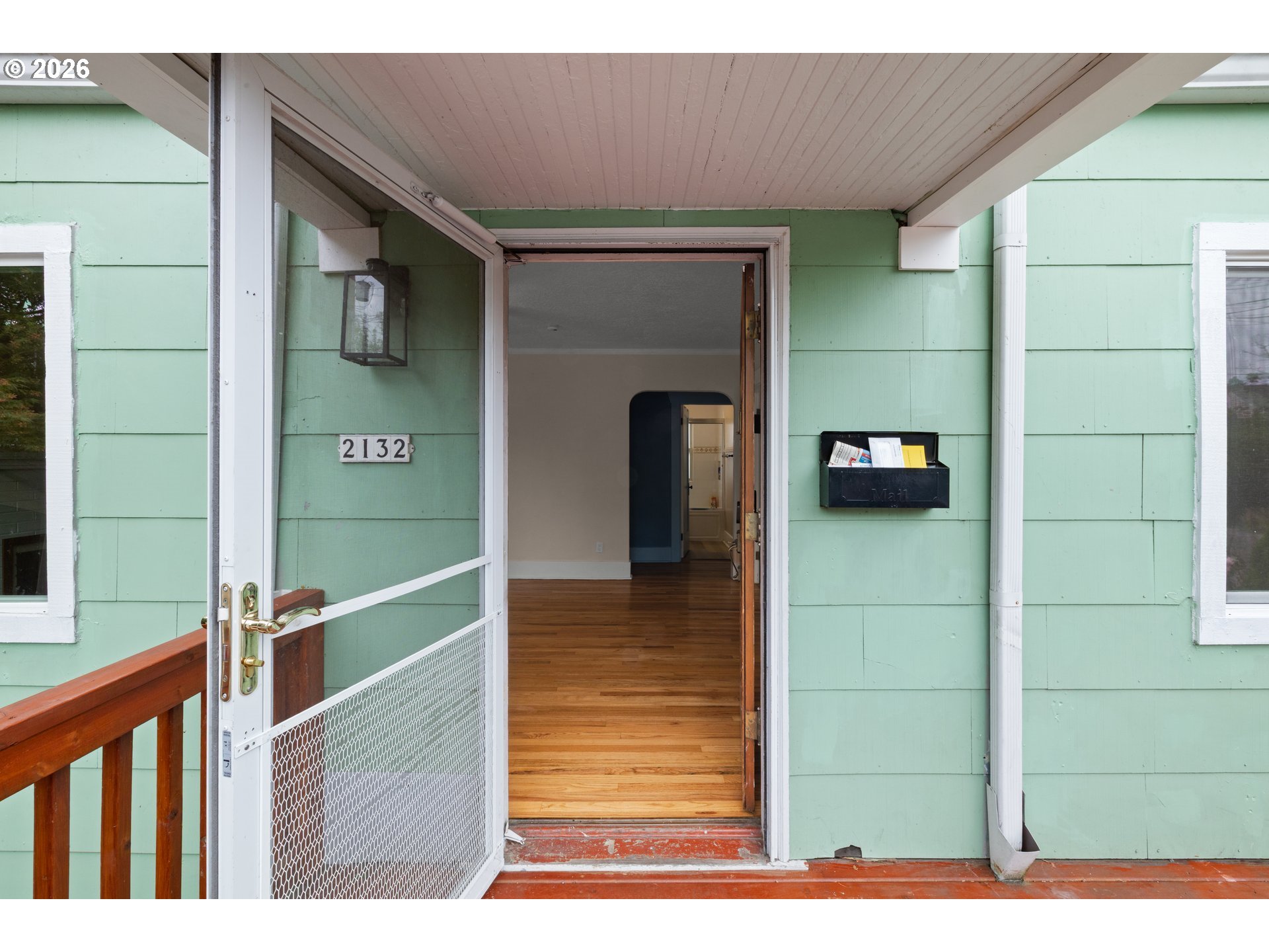 2132 Southeast Reedway Street Portland, OR 97202 - Photo 5 of 32