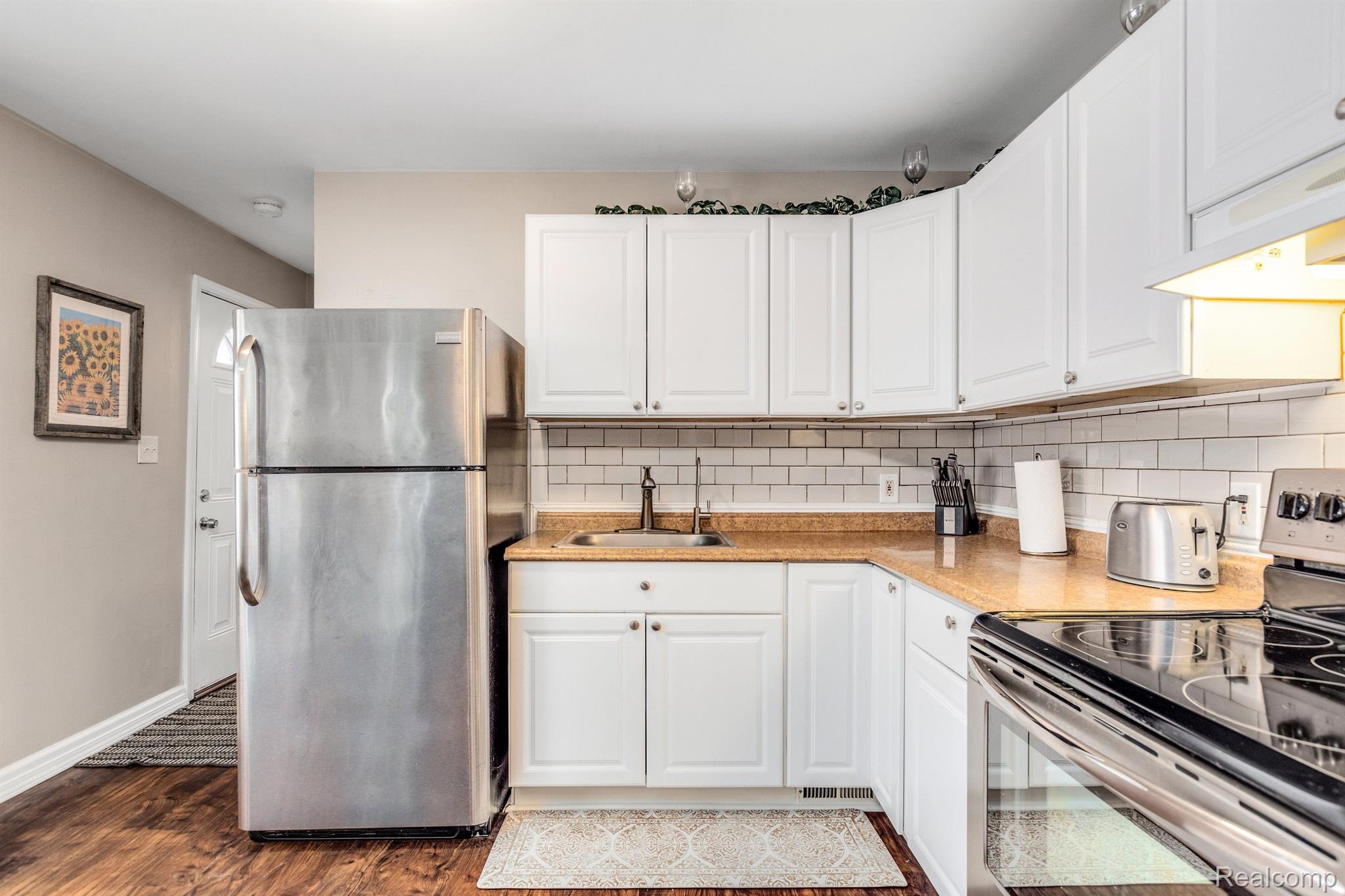 2494 Liter Road Lake Orion, MI 48359 - Photo 12 of 23 Gallery Image 12