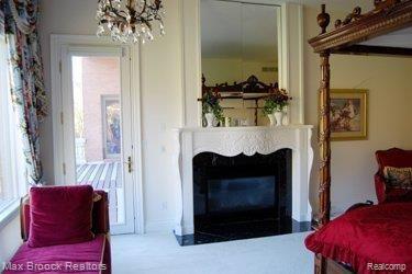 3711 West Pemberton Road Bloomfield Hills, MI 48302 - Photo 11 of 18 fireplace-master