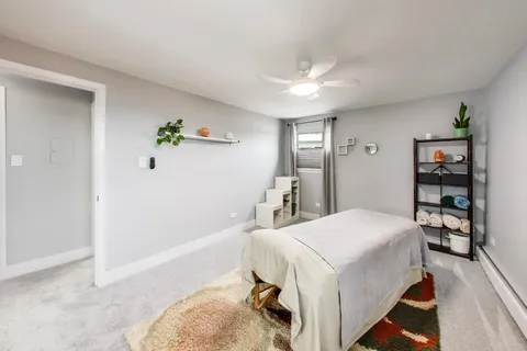 $235,000 | 925 South 8th Avenue, Unit 12, La Grange, IL 60525