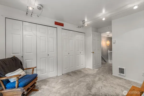 $450,000 | 15809 Waynita Way Northeast, Unit G204, Bothell, WA 98011