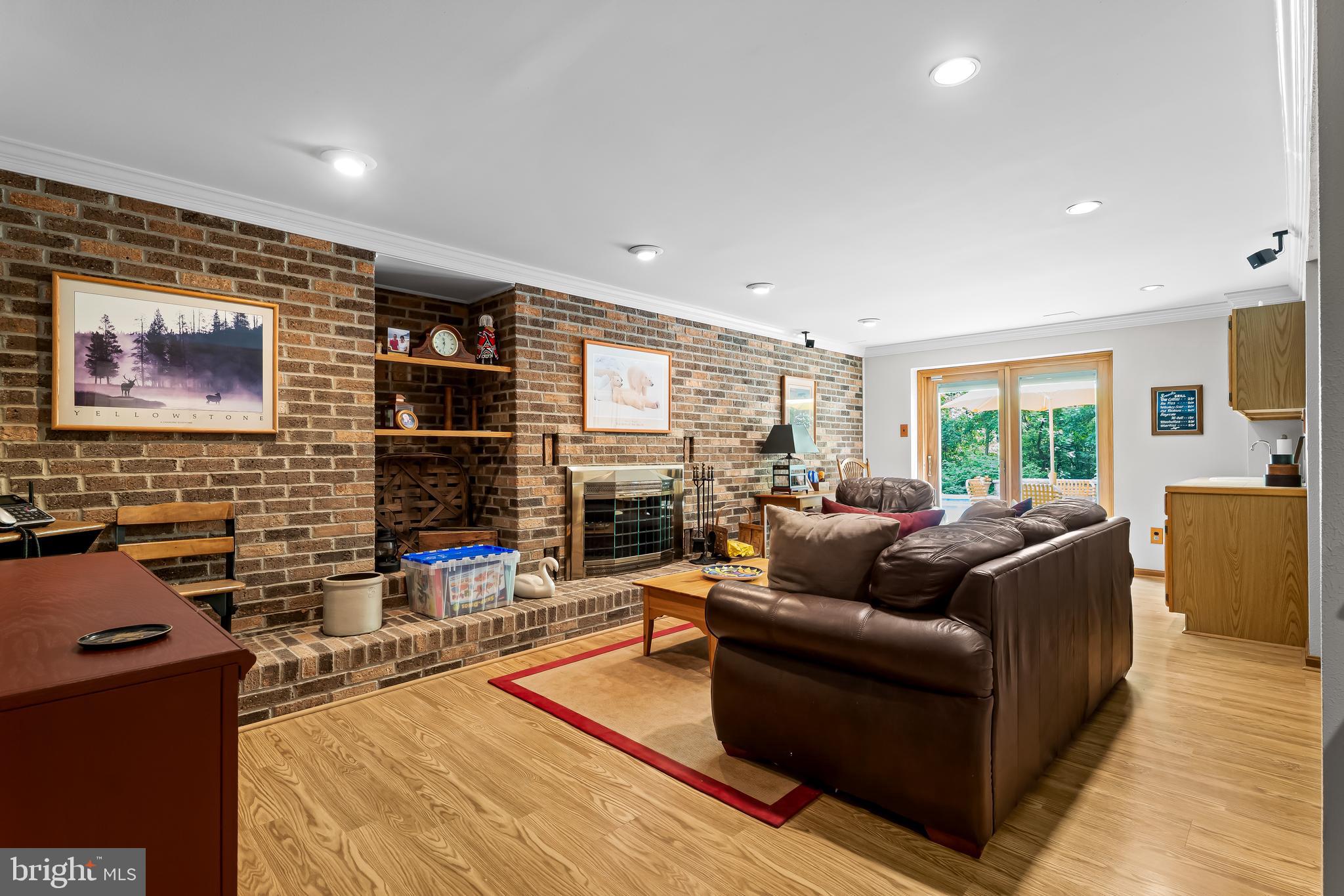 5158 Durham Road West Columbia, MD 21044 - Photo 37 of 61 Enjoy a second fireplace and many friends