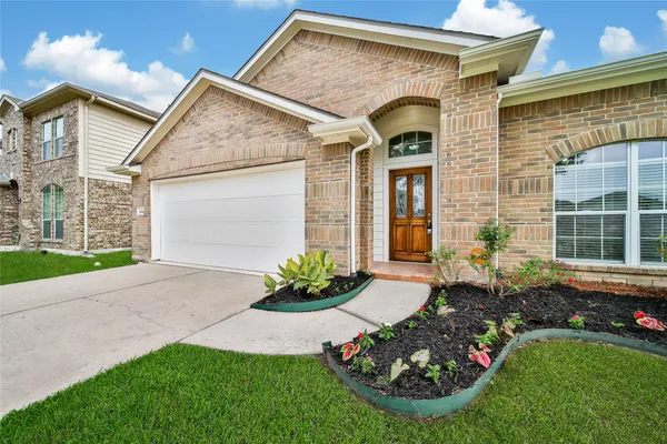 $297,000 | 20310 Yosemite Falls Drive, Tomball, TX 77375