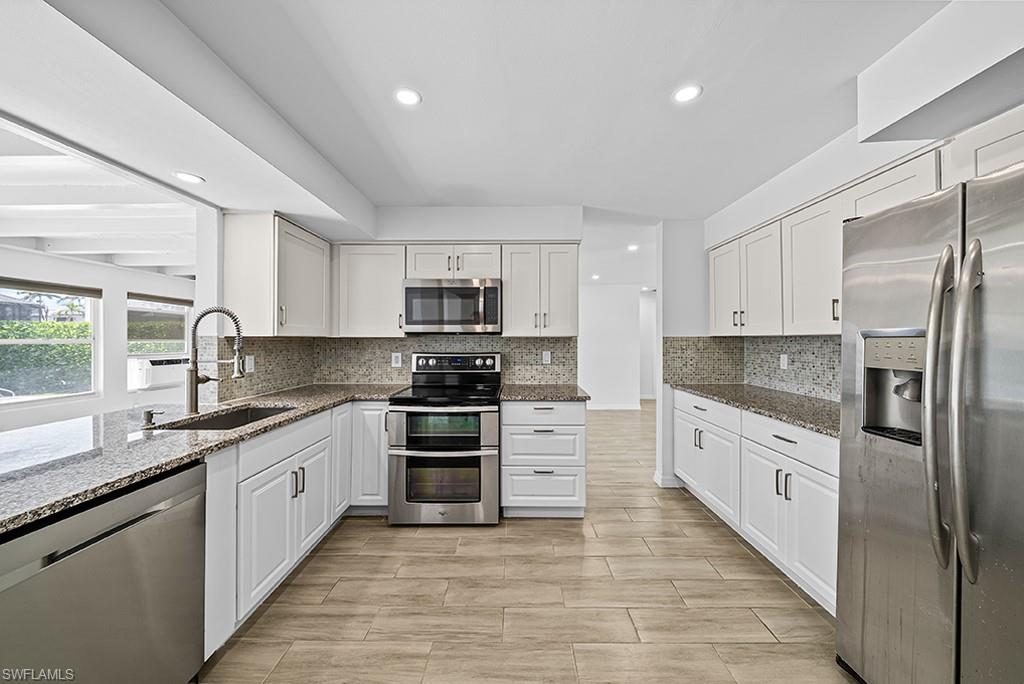 2175 Shad Court Naples, FL 34102 - Photo 27 of 40