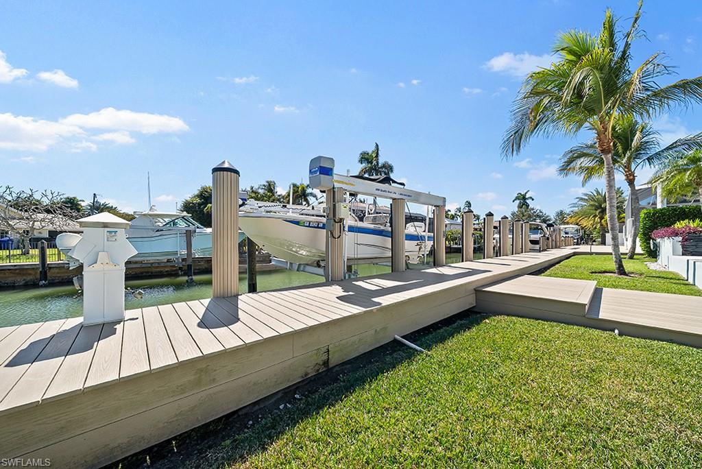 2175 Shad Court Naples, FL 34102 - Photo 37 of 40