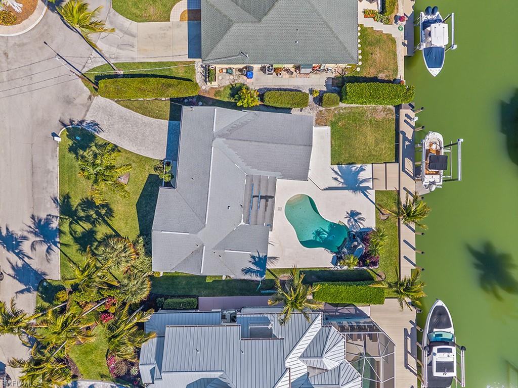 2175 Shad Court Naples, FL 34102 - Photo 7 of 40