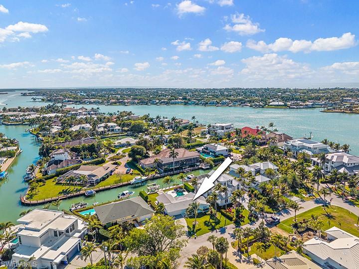 2175 Shad Court Naples, FL 34102 - Photo 10 of 40