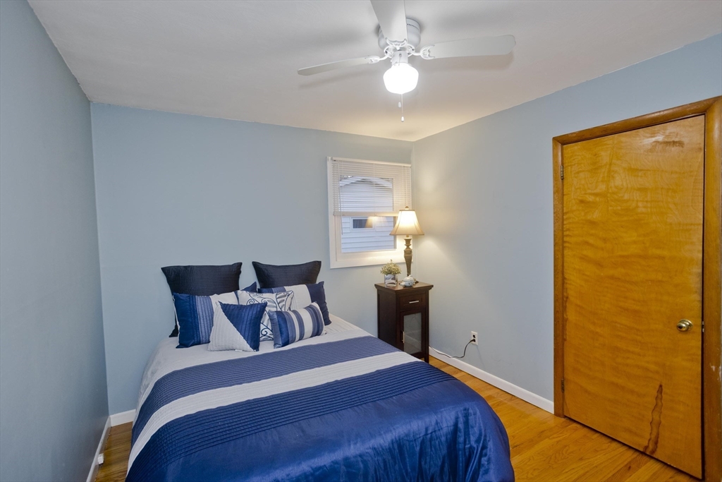 32 Lindsay Road Springfield, MA 01128 - Photo 24 of 34