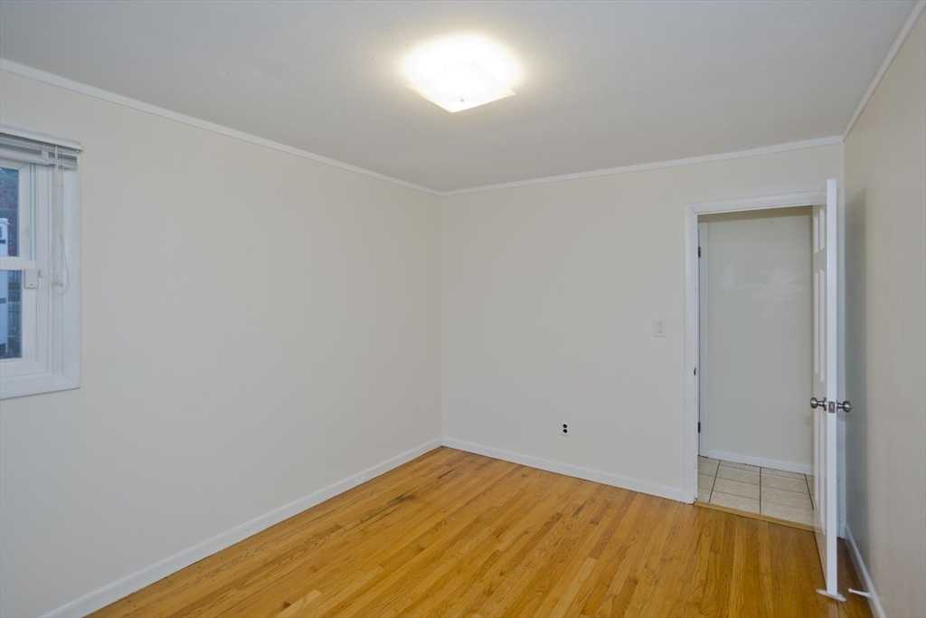 32 Lindsay Road Springfield, MA 01128 - Photo 26 of 34