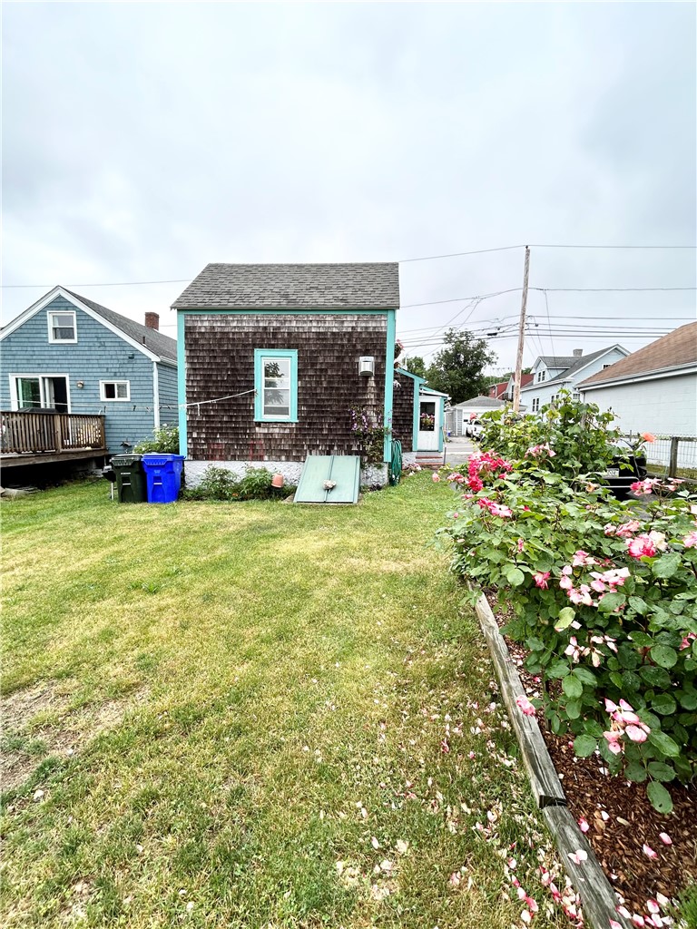 302 State Street Bristol, RI 02809 - Photo 7 of 22