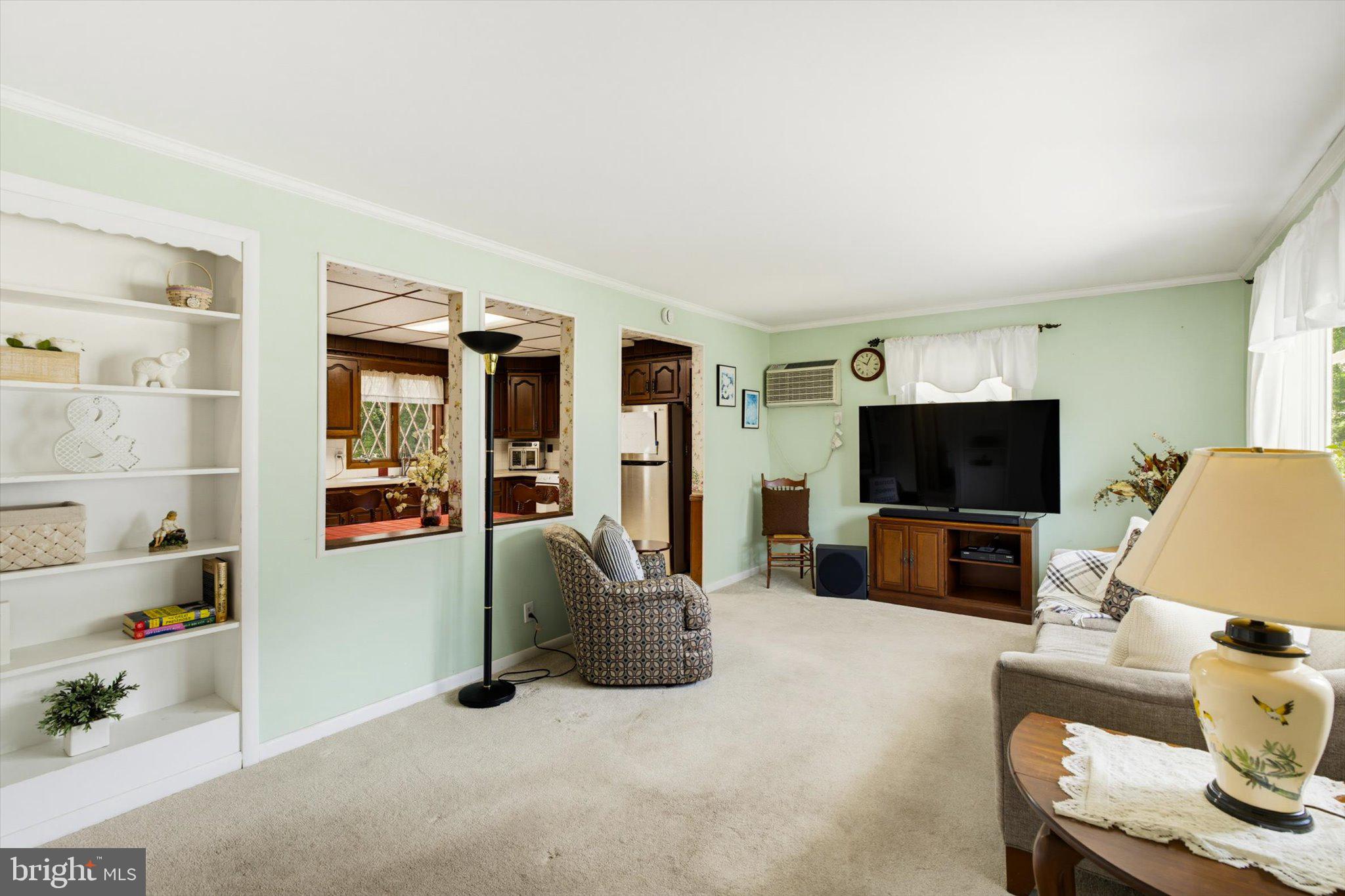 246 Hauser Avenue Hamilton, NJ 08620 - Photo 7 of 31