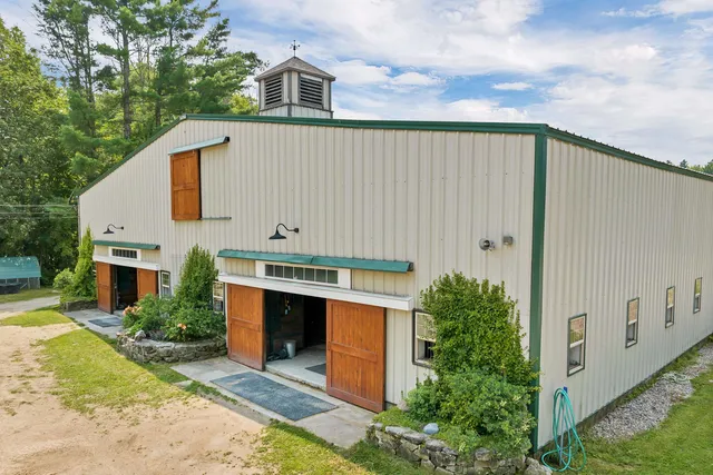 $2,500,000 | 251 Wentworth Road, Brookfield, NH 03872