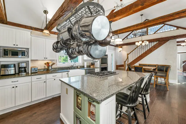 $2,500,000 | 251 Wentworth Road, Brookfield, NH 03872