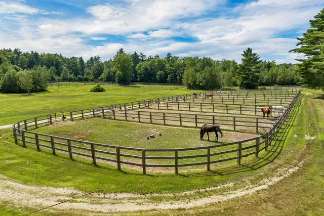 $2,500,000 | 251 Wentworth Road, Brookfield, NH 03872