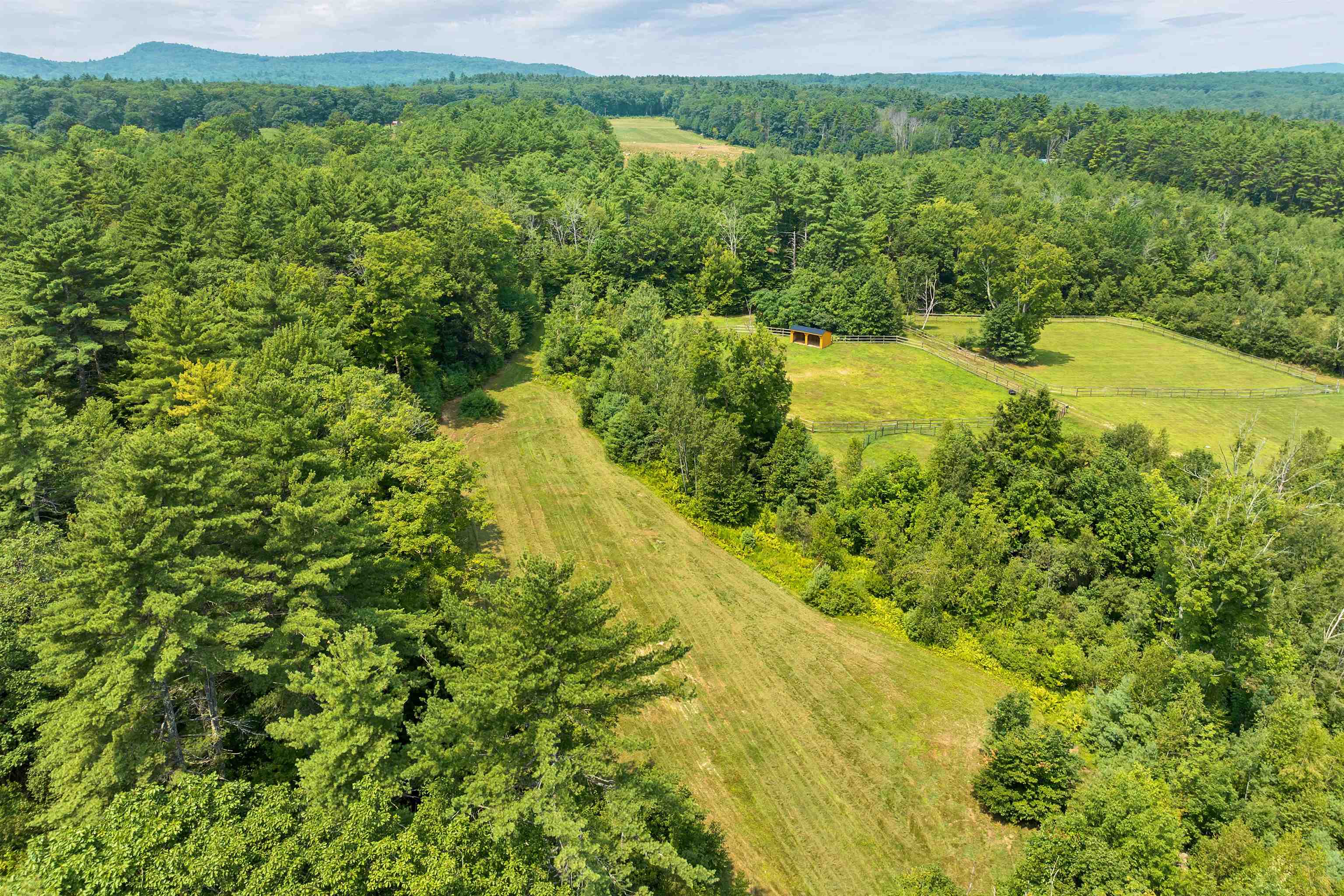 251 Wentworth Road Brookfield, NH 03872 - Photo 57 of 60