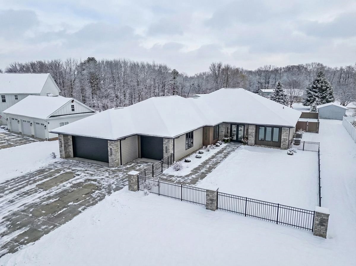 2448 Riddle Court De Pere, WI 54115 - Photo 68 of 78