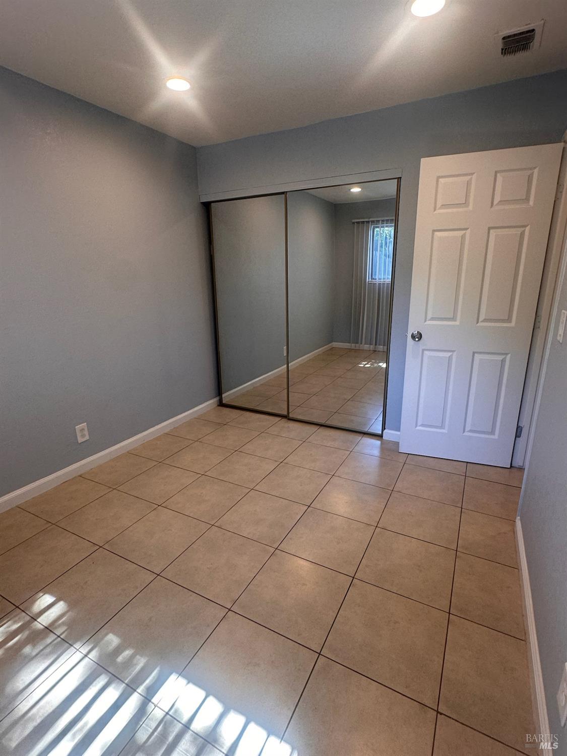 420 Marshall Road, Unit B Vacaville, CA 95687 - Photo 6 of 12 Gallery Image 6