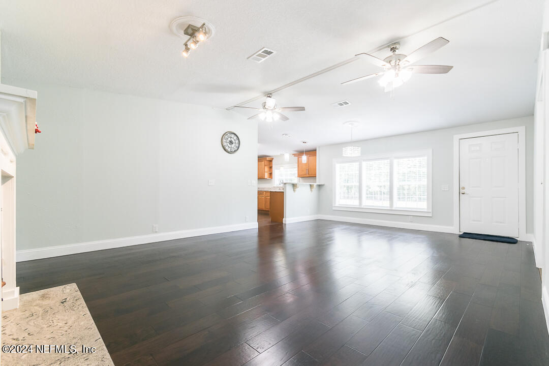 141 Brock Road Florahome, FL 32140 - Photo 8 of 67 013