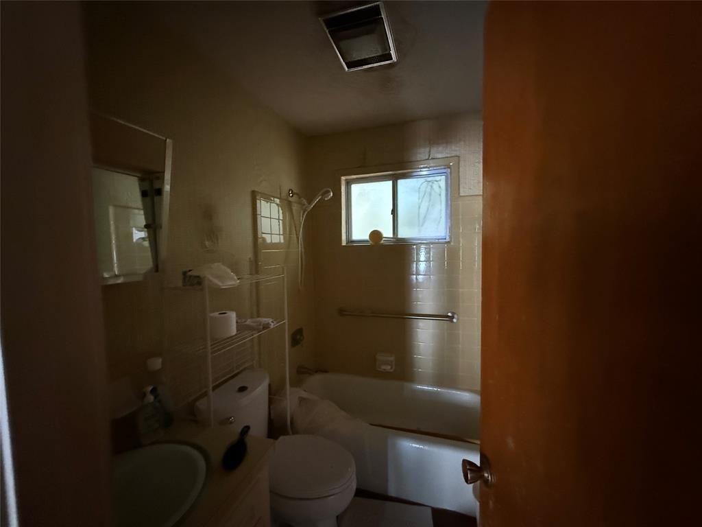 4200 Croydon Road Pensacola, FL 32514 - Photo 16 of 19