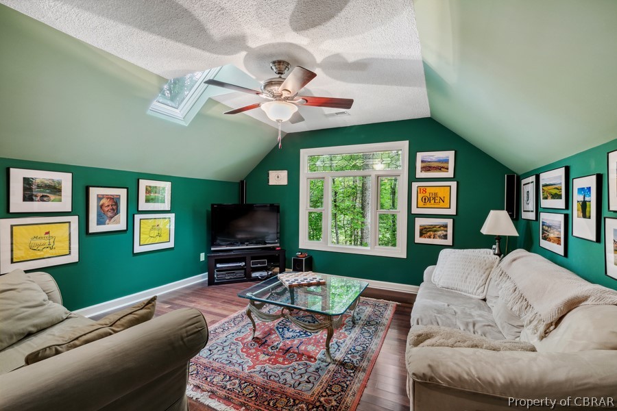 11021 Harcum Road Gloucester, VA 23061 - Photo 31 of 47 2nd floor Den