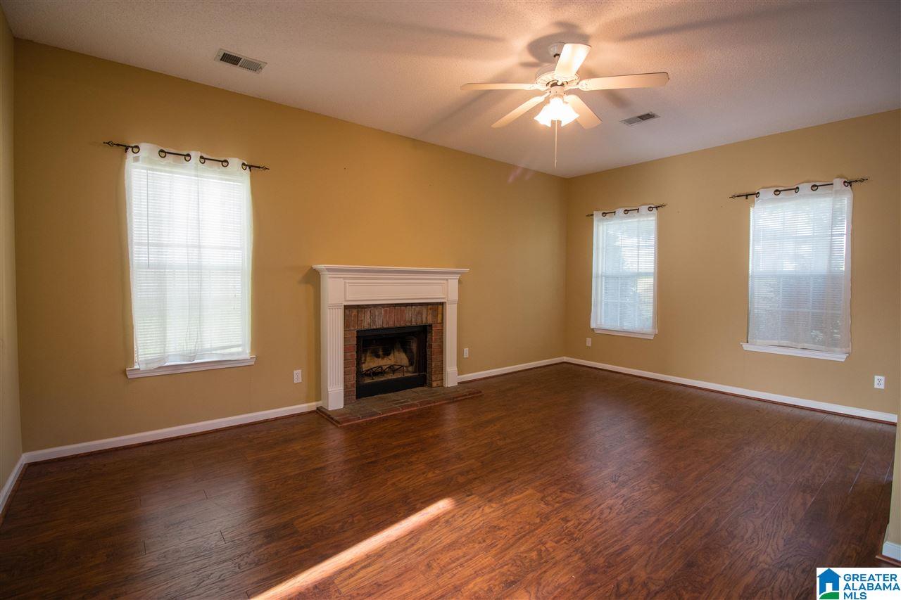 107 Brook Circle Pelham, AL 35124 - Photo 3 of 50