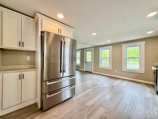 $326,000 | 516 Hall Street, Bow, NH 03304