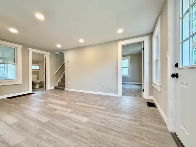 $326,000 | 516 Hall Street, Bow, NH 03304