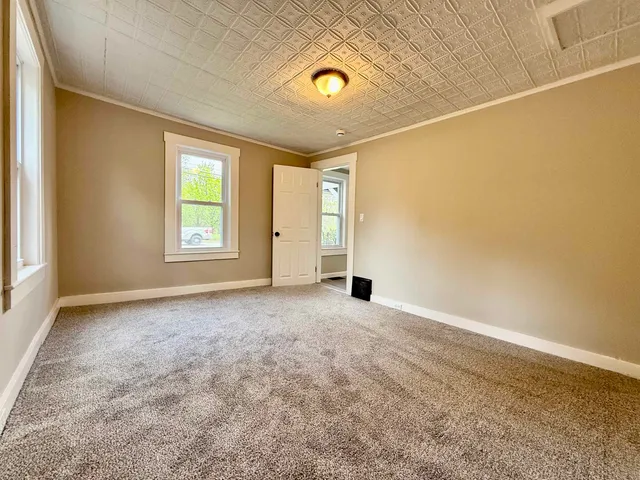 $326,000 | 516 Hall Street, Bow, NH 03304