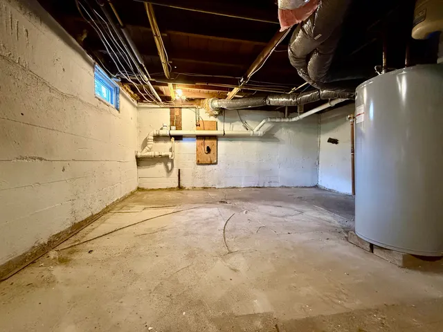 $326,000 | 516 Hall Street, Bow, NH 03304