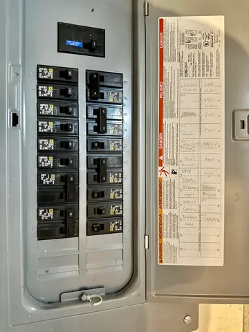 $326,000 | 516 Hall Street, Bow, NH 03304