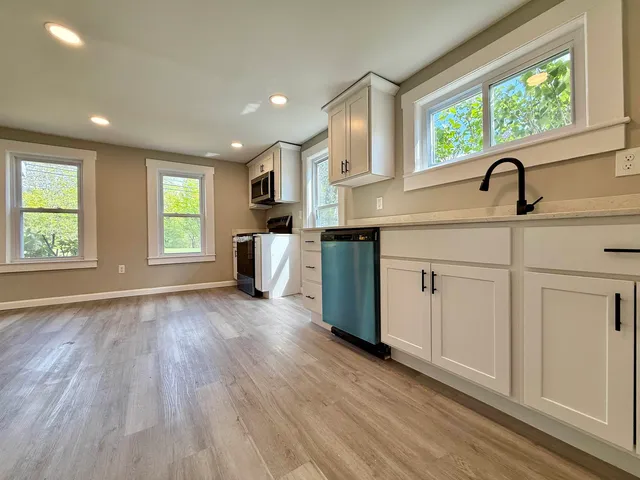 $326,000 | 516 Hall Street, Bow, NH 03304