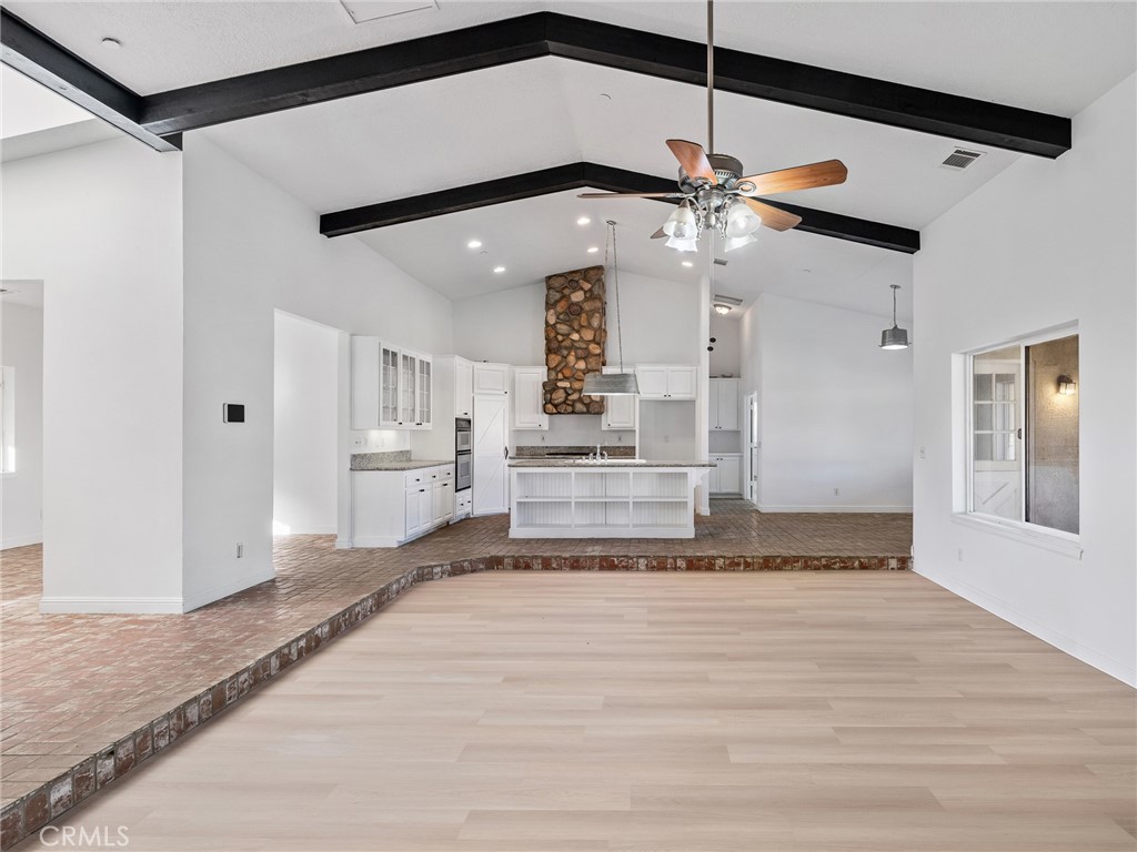 8135 Winmar Road Hesperia, CA 92344 - Photo 14 of 52 a view interior of the house and kitchen view