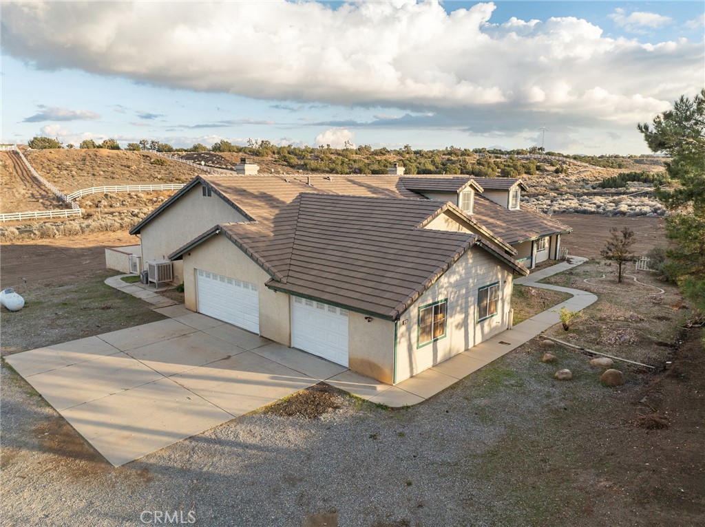 8135 Winmar Road Hesperia, CA 92344 - Photo 52 of 52 an aerial view of a house