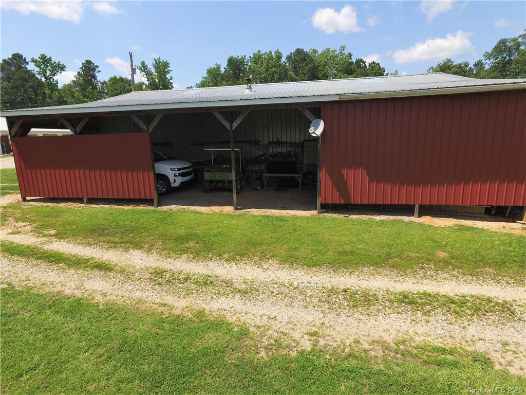 308 Allen Pond Road Wadesboro, NC 28170 - Photo 12 of 35 Gallery Image 12
